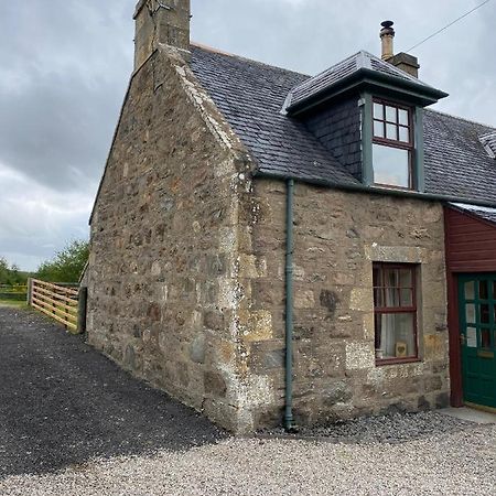 Quirky Highland Cottage With Stunning Views Fearn Lodge Esterno foto
