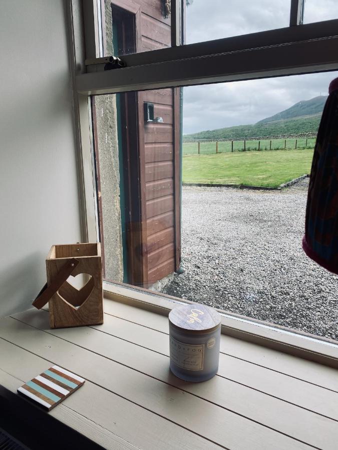Quirky Highland Cottage With Stunning Views Fearn Lodge Esterno foto