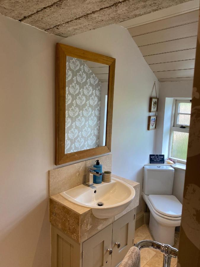 Quirky Highland Cottage With Stunning Views Fearn Lodge Esterno foto