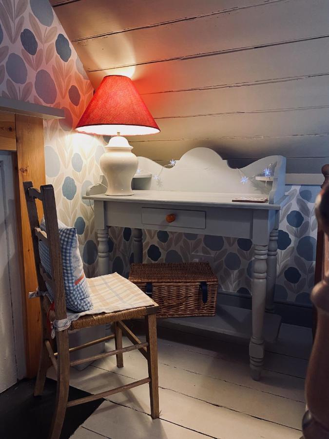Quirky Highland Cottage With Stunning Views Fearn Lodge Esterno foto