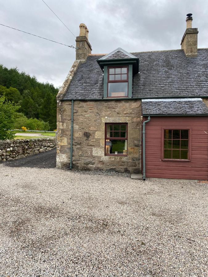 Quirky Highland Cottage With Stunning Views Fearn Lodge Esterno foto